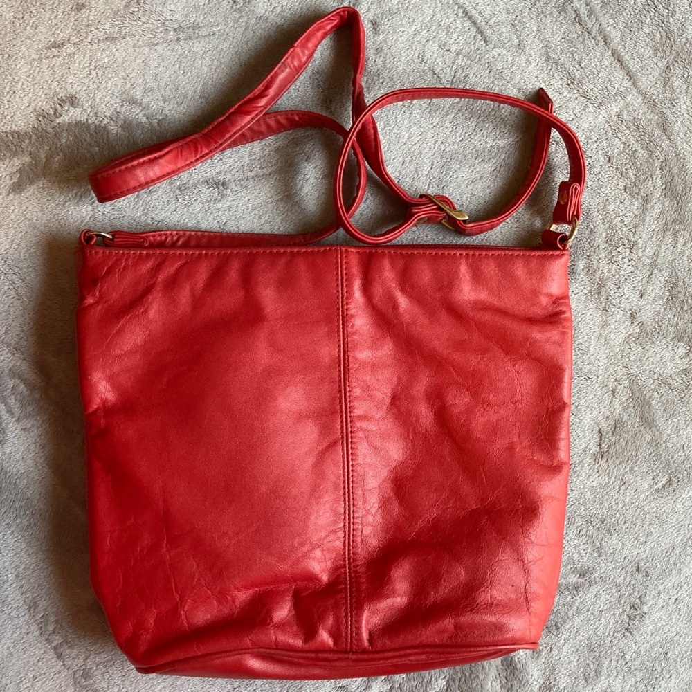 Red Leather Shoulder or Crossbody Bag | Unbranded - Picture 3 of 15